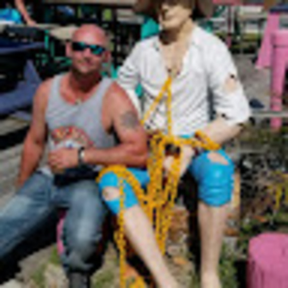 Meet your Posher, Jeremy - Picture 1 of 1